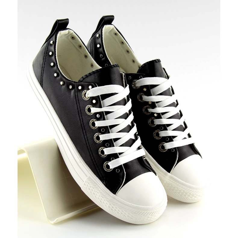 Nero SM-2738 Sneakers da donna nere con borchie 1