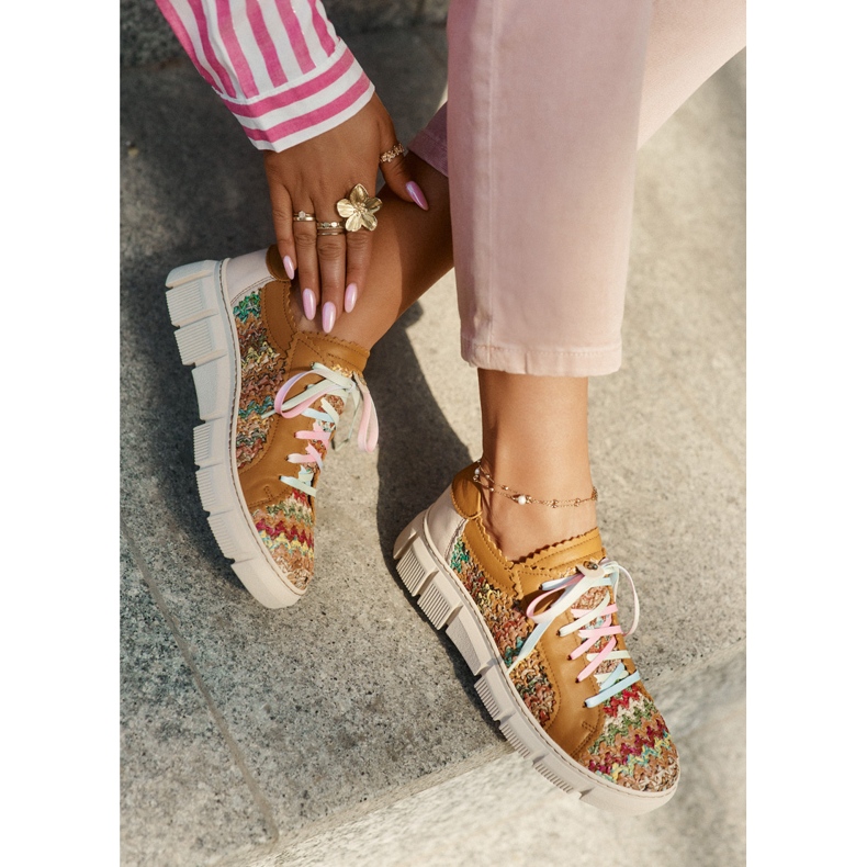 Scarpe in pelle da donna Maciejka 05850-29 multicolore 2