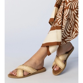 Pantofole da donna beige 2