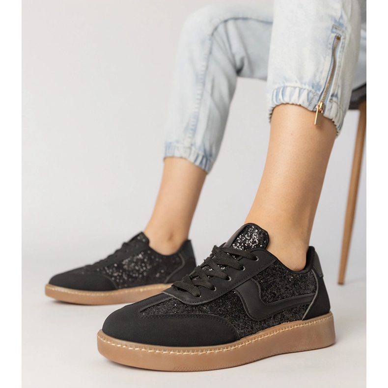 Sneaker da donna nera decorate con glitter nero 1