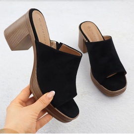 Flip di pelle scamosciata femminile sul Black Potocki Post 54309 nero 1