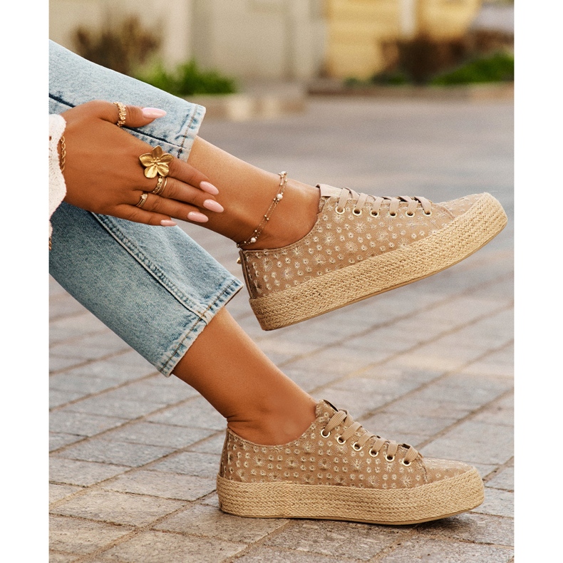 Sneaker femminile pattugliata sulla piattaforma con Lee Cooper LCW-25-08-3646L Khaki Braid beige 2