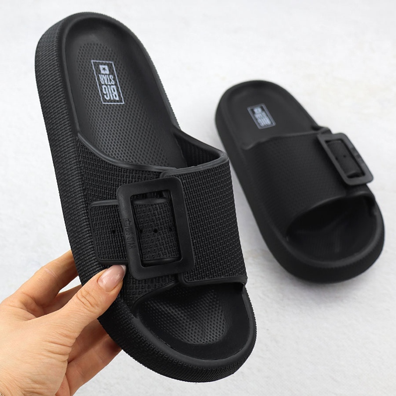 Flip sport femminili su una spessa suola nera Big Star RR274A571 nero 1