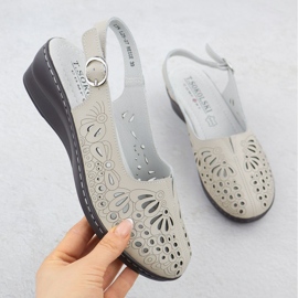 Sandali in pelle femminile aperta per beige t.sokolski L25-27 1