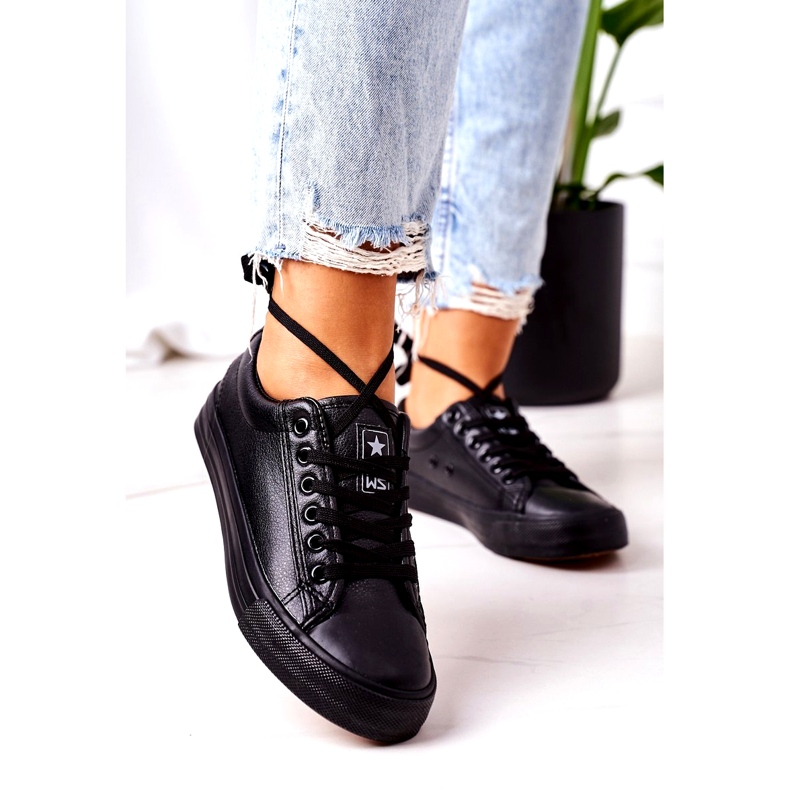 NEWS Sneaker nere di eco-chiare femminile nero 2
