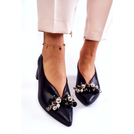 Pompe in pelle con un ornamento Laura Messi 2487 Blu Navy 2