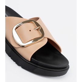Seastar Le infradito da donna beige con una fibbia dorata 1