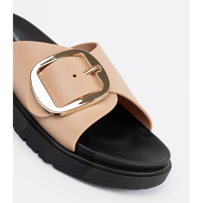 Seastar Le infradito da donna beige con una fibbia dorata 1