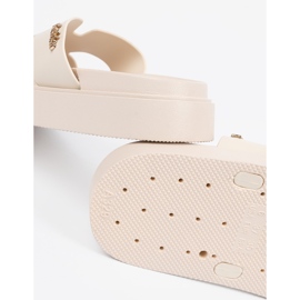 Le pantofole delle donne di Seastar beige 1