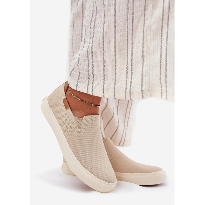 Sneaker beige di Big Star Slip-On femminile RR274721 1