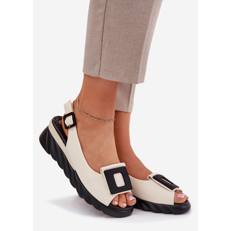 ARTIKER Sandali in pelle da donna con cuneo con decorazione artker 56c1570 beige 1