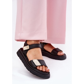 Sandali in pelle femminile sulla piattaforma nera Zazoo 40443 nero 2