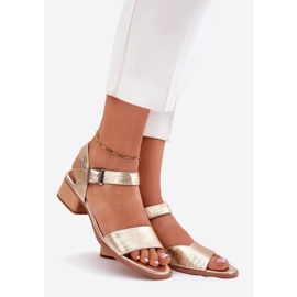 Sandali in pelle Maciejka N6802-25 d'oro 1