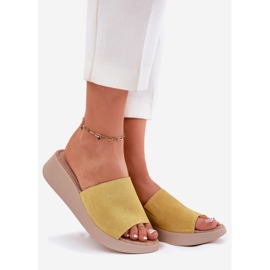 Flip in pelle scamosciata femminile sul cuneo Panto Fino RR267038 giallo 1