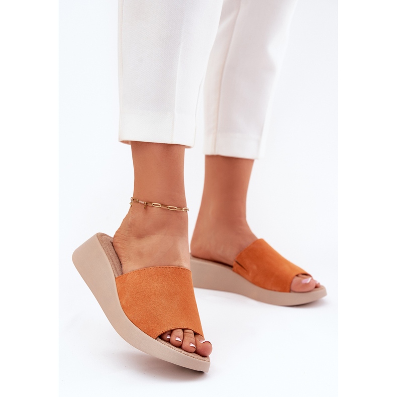 Flip di pelle scamosciata femminile sul cuneo Panto Fino RR267039 arancia 2