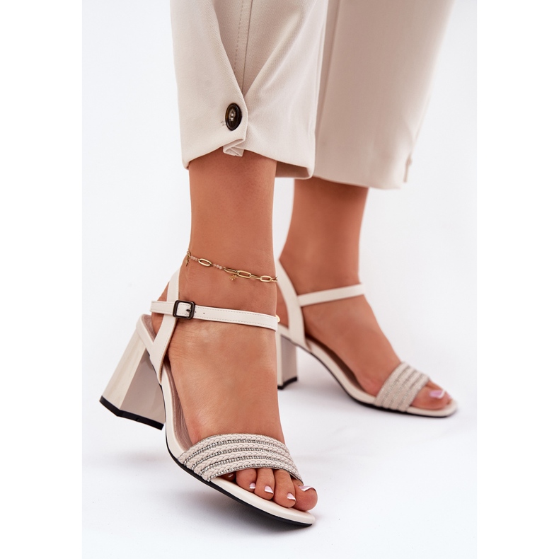 Sandali femminili sul palo con zirconi e Vinceza 62228 Black beige 2