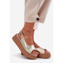 Sandali in pelle femminile sul Vinceza Wedge 41476 Zlotys d'oro 1