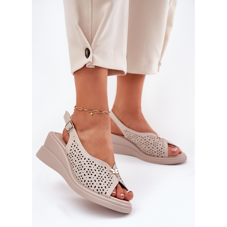 In pelle Openwork Sandals femminile per Vinceza 79529 beige 2
