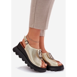 ARTIKER Sandali in pelle da donna con cuneo con decorazione artker 56c0109 zlotys d'oro 1