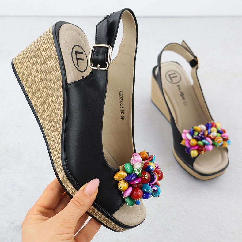 Sandali a cuneo in pelle con perle colorate nere filippo ds6021 nero 1