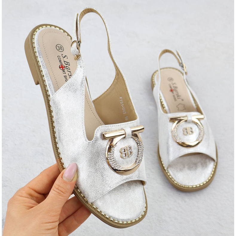 Sandali piatti femminili con un ornamento argento S.Barski KV51-003 1