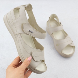 Sandali in pelle in pelle Ekri Helios 139-10 beige 1