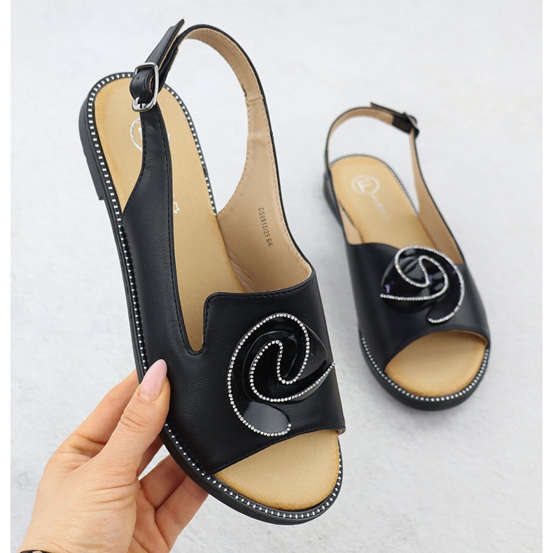 Sandali da donna piatta con filippo di fiore ds6915 nero 1