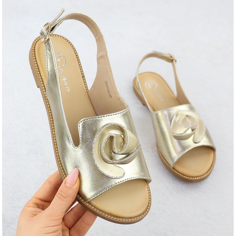 Sandali da donna piatta con filippo dorato di fiori DS6915 d'oro 1