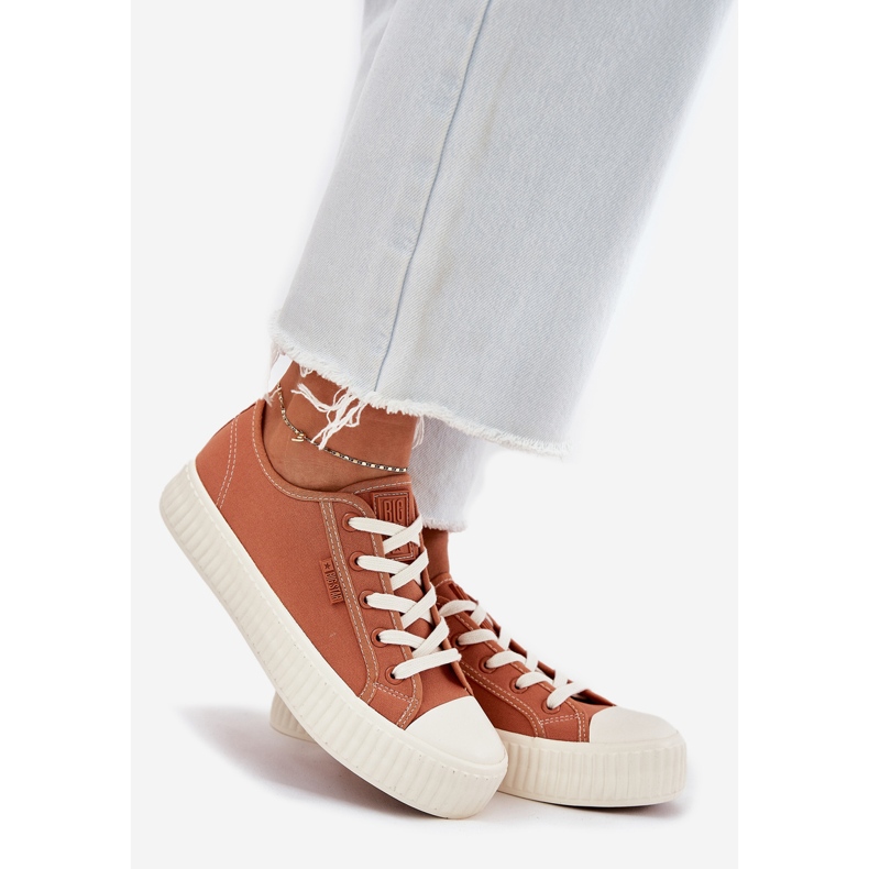 Sneaker femminile materiale sulla piattaforma arancione Big Star RR274778 arancia 1
