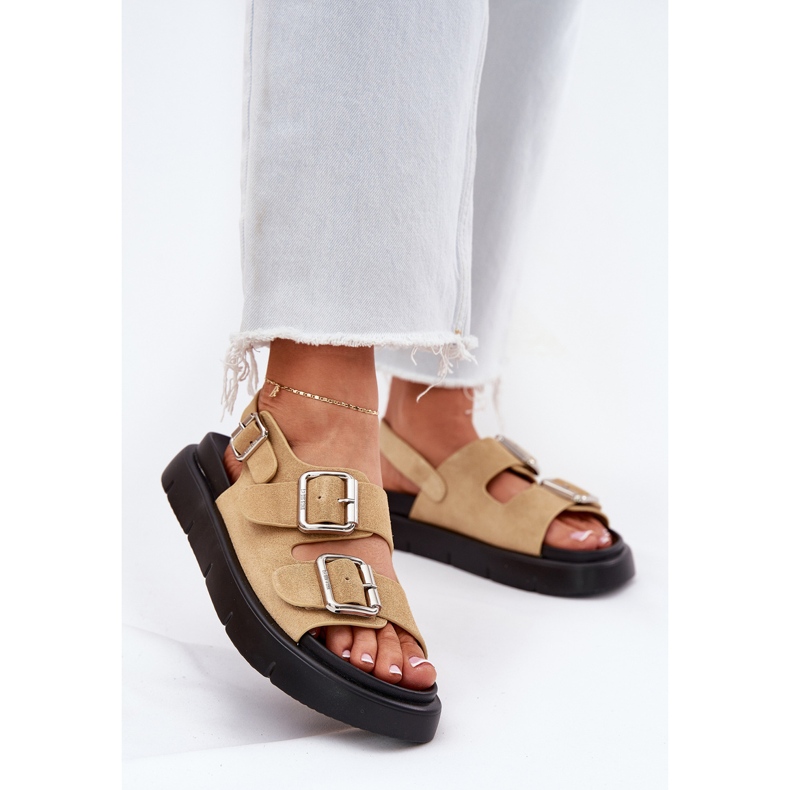 Sandali in pelle scamosciata femminile con fibbie beige di Big Star RR274665 2