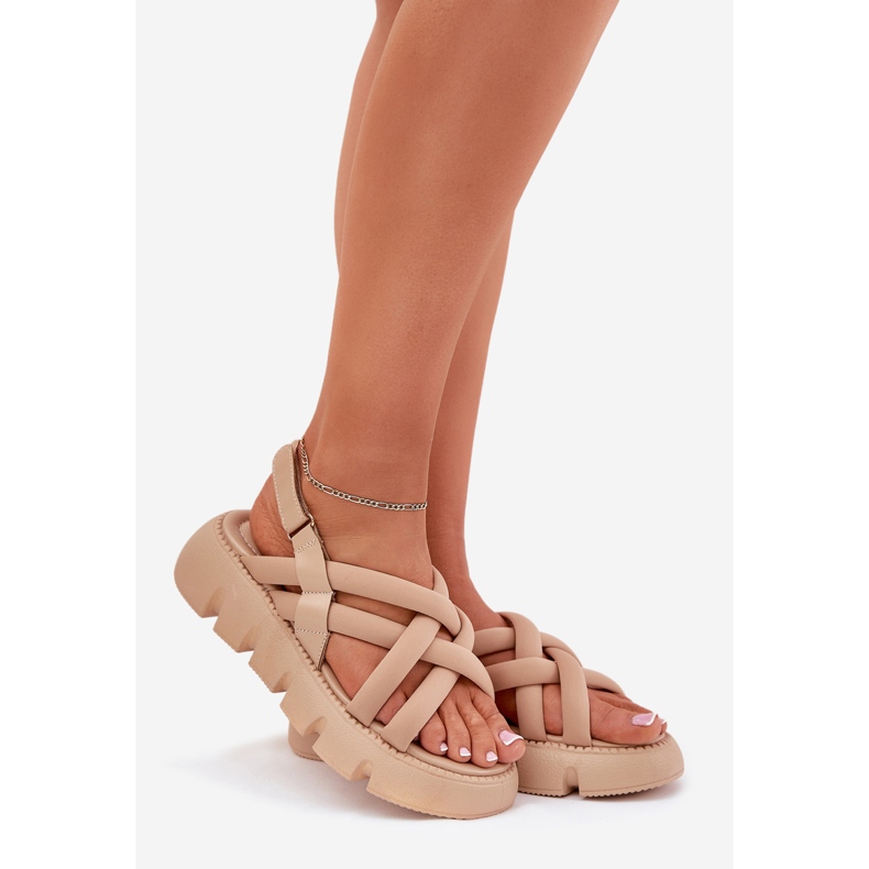 Inna Sandali femminili sulla piattaforma con le strisce beige 1