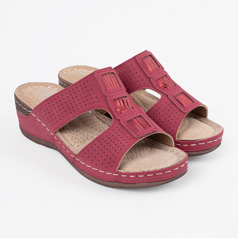 Shelvt Le pantofole delle donne rosse sulla piattaforma rosso 2