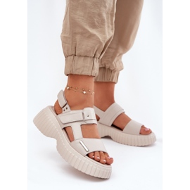 EVento Sandali in pelle da donna sulla piattaforma beige 2
