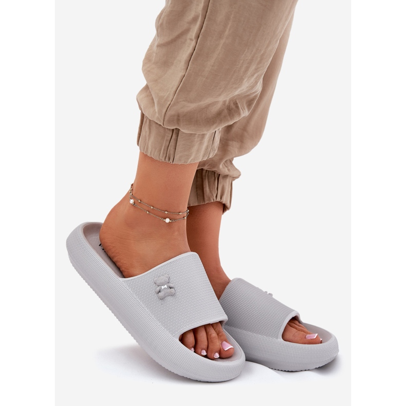 Flip di schiuma femminile Flip sulla piattaforma con un orsacchiotto Vinceza 75210 Grigio 1