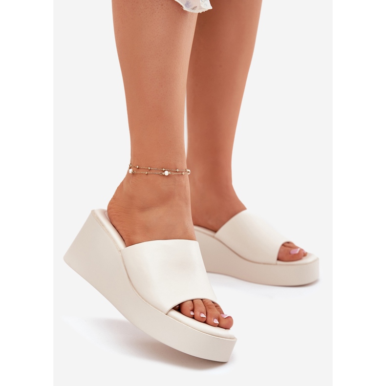 Inna Infradito da donna su cuoio anchoico beige luminoso 1