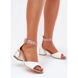 EVento Varnished Women's Sandals on the Post White bianco 2