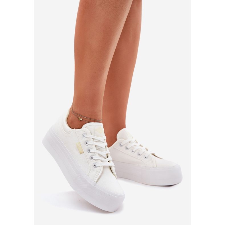 Sneaker femminili sulla piattaforma Lee Cooper LCW-25-31-3450L White bianco 1