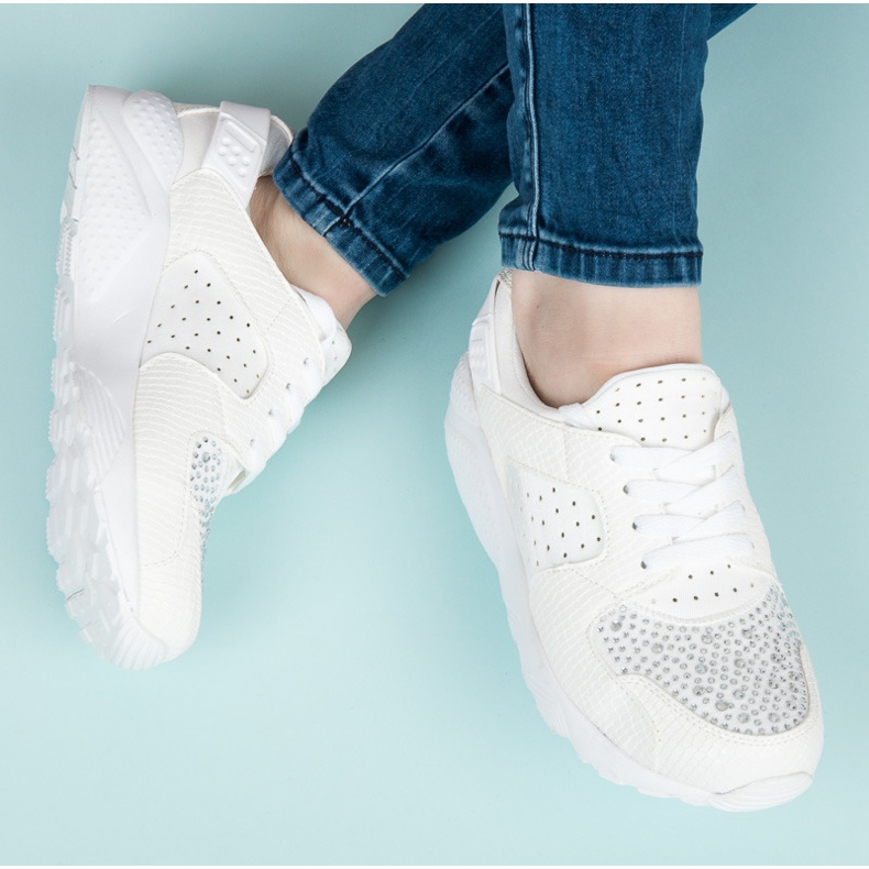 Kylie Scarpe sportive con cristalli bianco 1