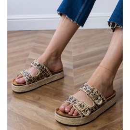 Slifori di leopardo Espadrilles con fibbie marrone 1