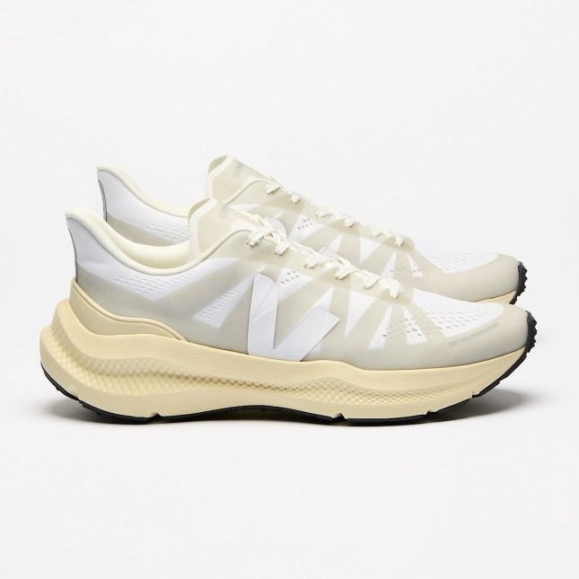 Veja Condor 3 Adv Enmesh CE2820742A Scarpe da corsa bianco 1