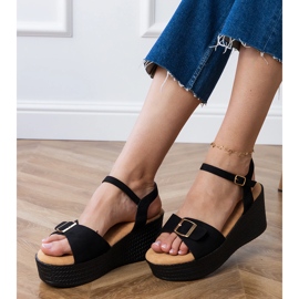Sandali da donna nera con fibbia decorativa nero 2