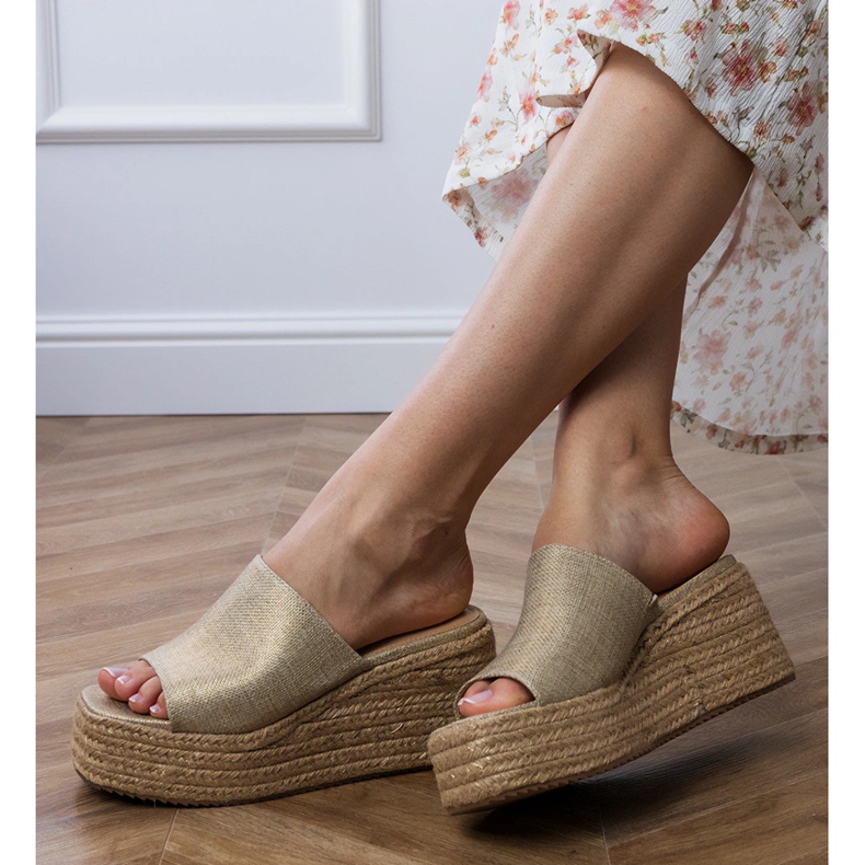 Flip d'oro classici di espadrilles sulla piattaforma 2