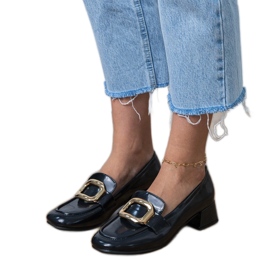 Scarpe a ruote basse da donna nera con una decorazione dorata nero 1