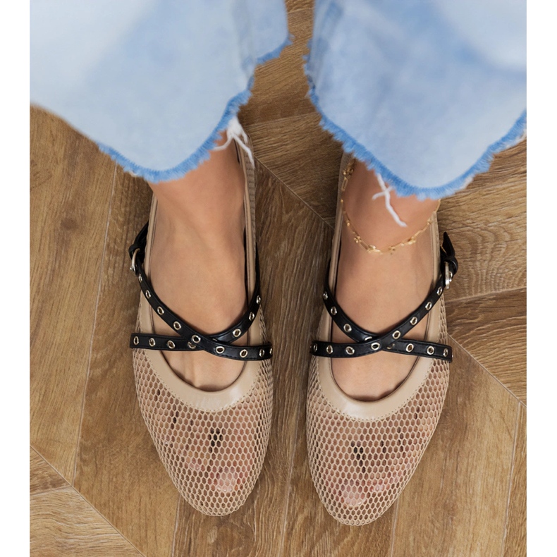 Ballerine in maglia marrone con fibbia decorativa 2