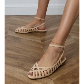 Sandali piatti da donna beige costruiti -up 2