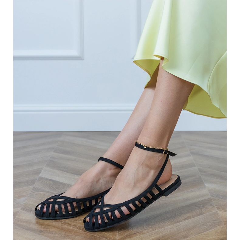 Sandali piatti da donna nera costruiti -UP nero 2