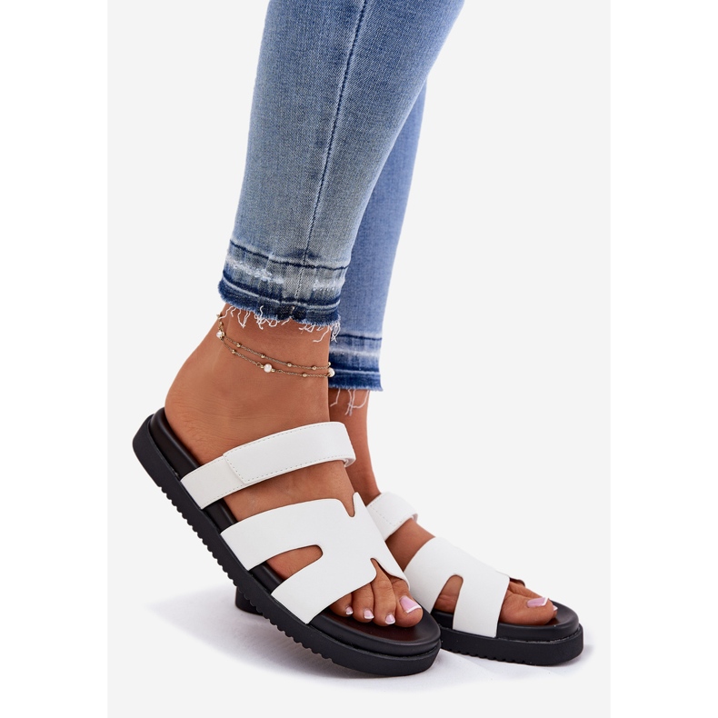 Infradito da donna con Vinceza 17401 Velcro bianca 1