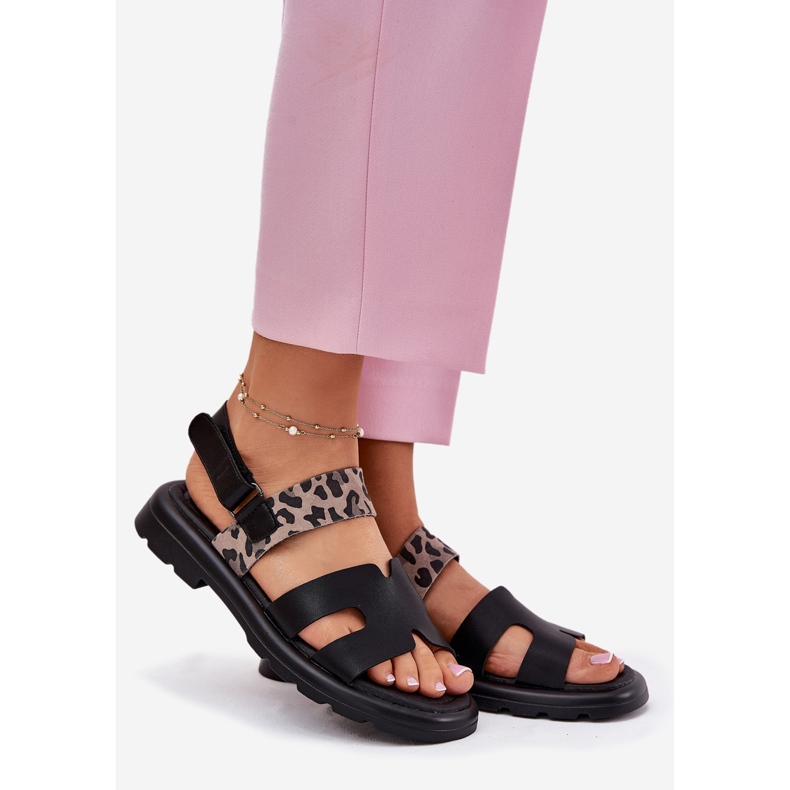 Vinceza 66780 sandali in pelle femminile con tacchi piatti nero 1