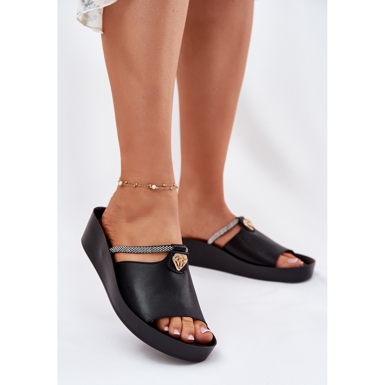 S.Barski Pantofole in pelle femminile con un cinturino nero decorativo Kv51-034 2