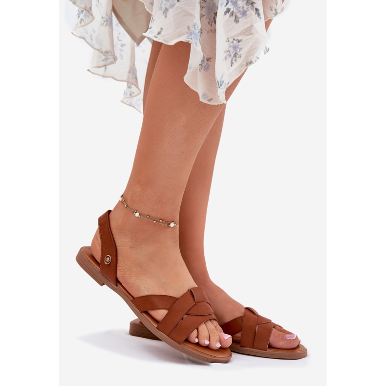 EVento I sandali piatti del cammello con eco in pelle eco marrone 1